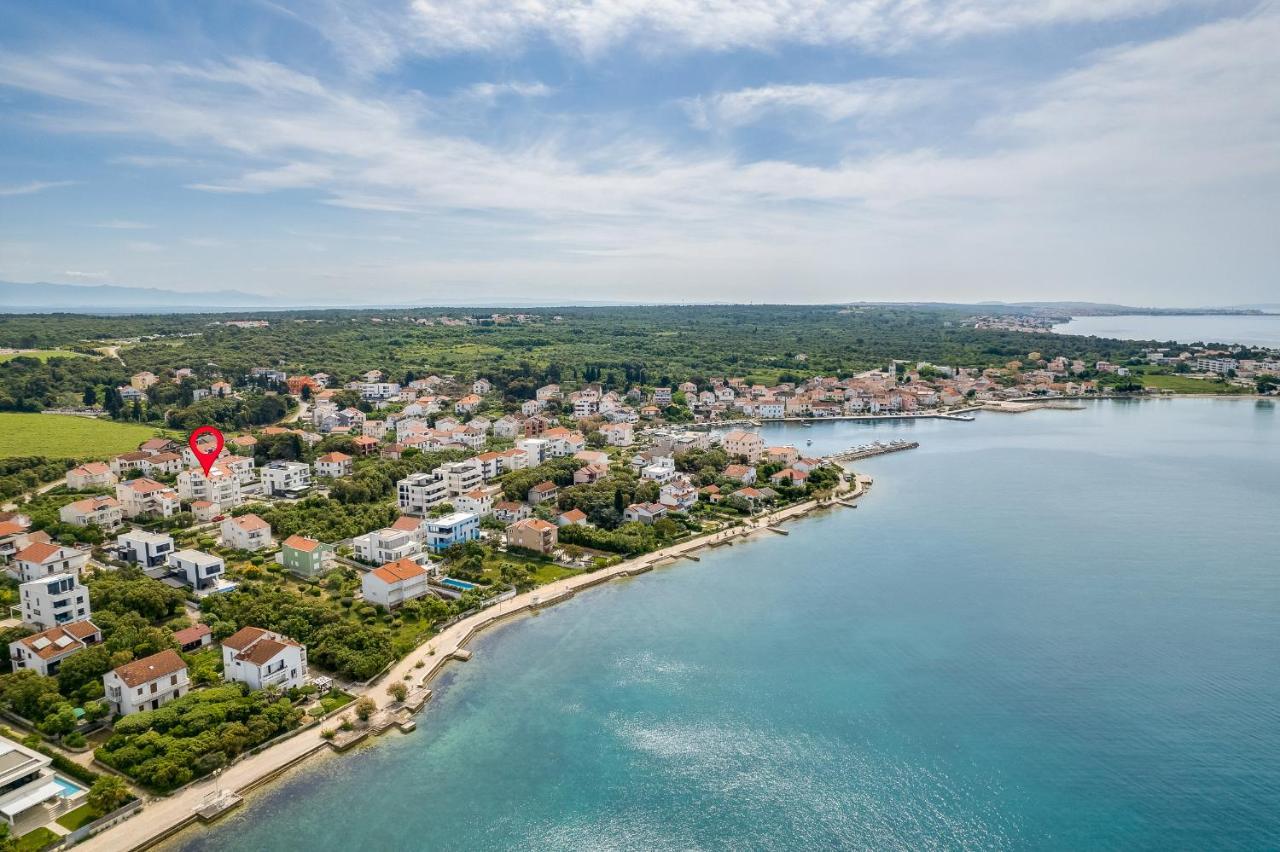 Villa Mirela Petrčane Exterior foto