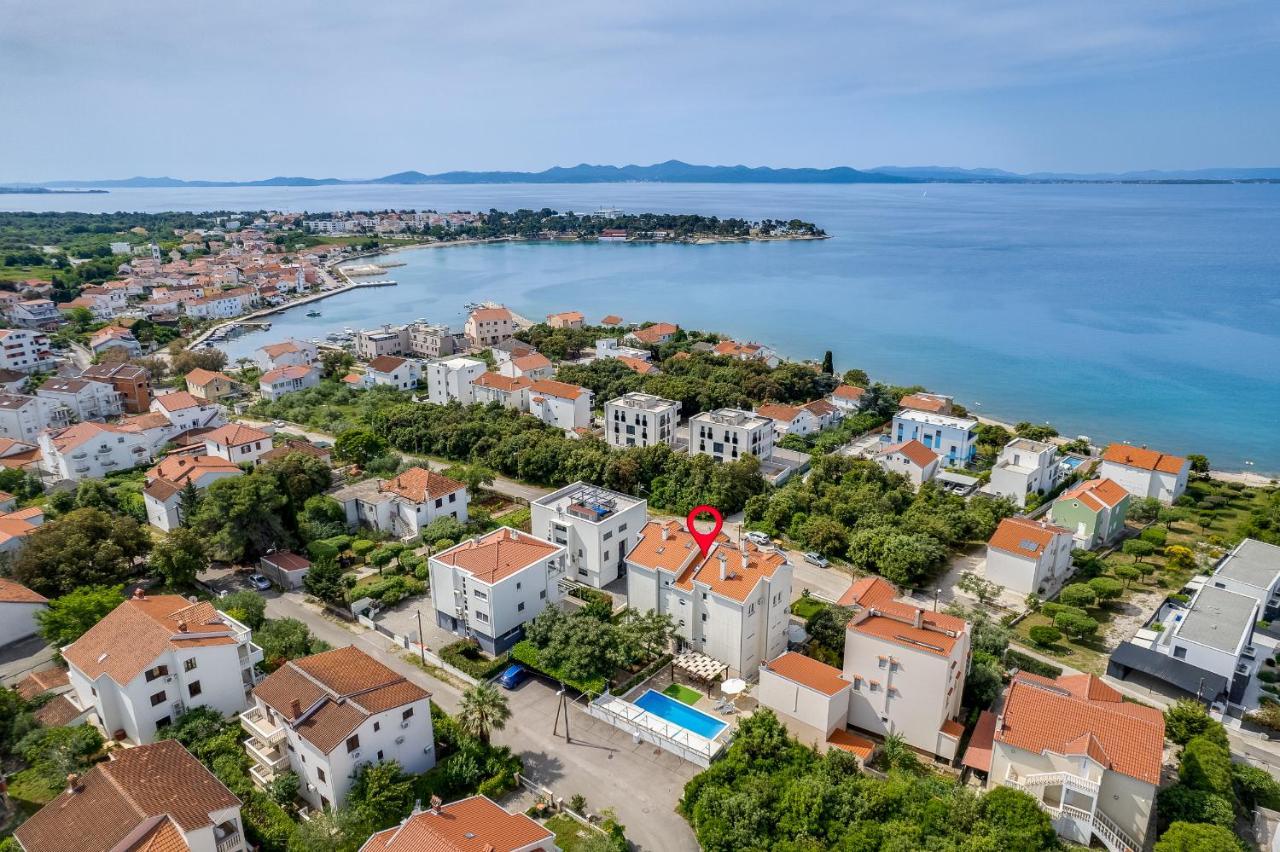 Villa Mirela Petrčane Exterior foto
